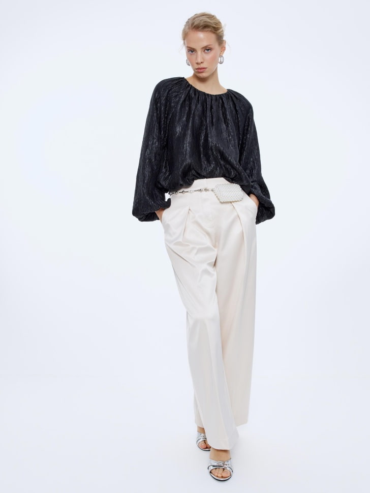 объемная блуза баллон с блеском от бренда sela вид слева