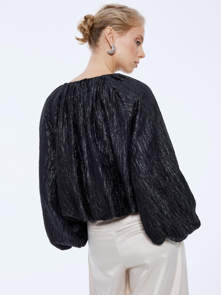 Товар с артикулом 4680798792217 вид сзади