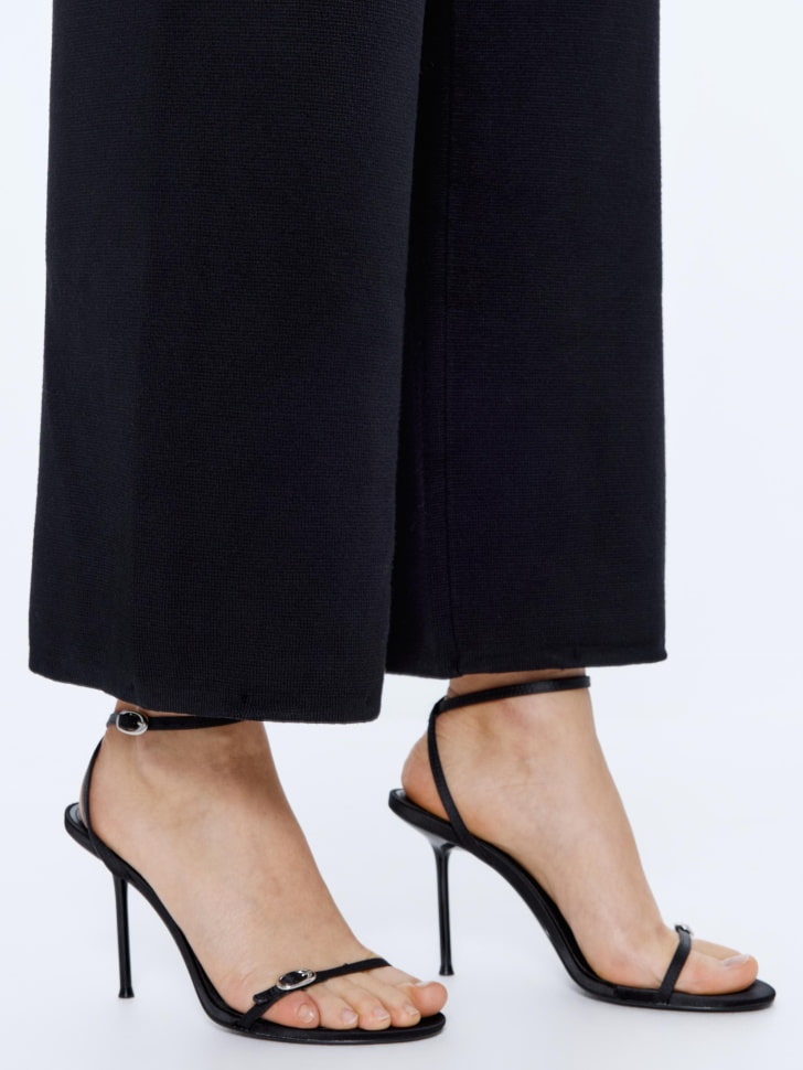 вязаные брюки-кюлоты с перьями 4680704162332 с промокодом