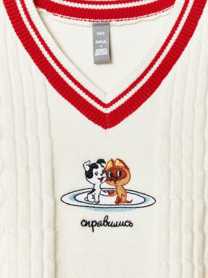 вязаный жилет для девочек  x союзмультфильм по цене 2299 руб вид справа