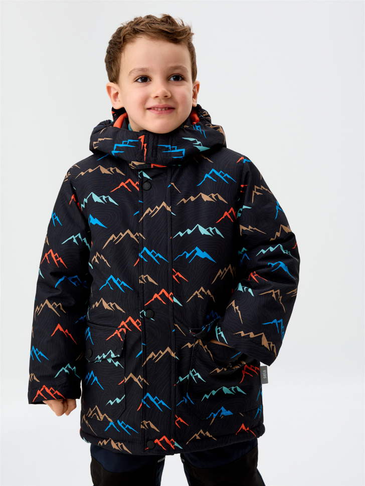 Куртка из технологичной мембраны с лямками для мальчика