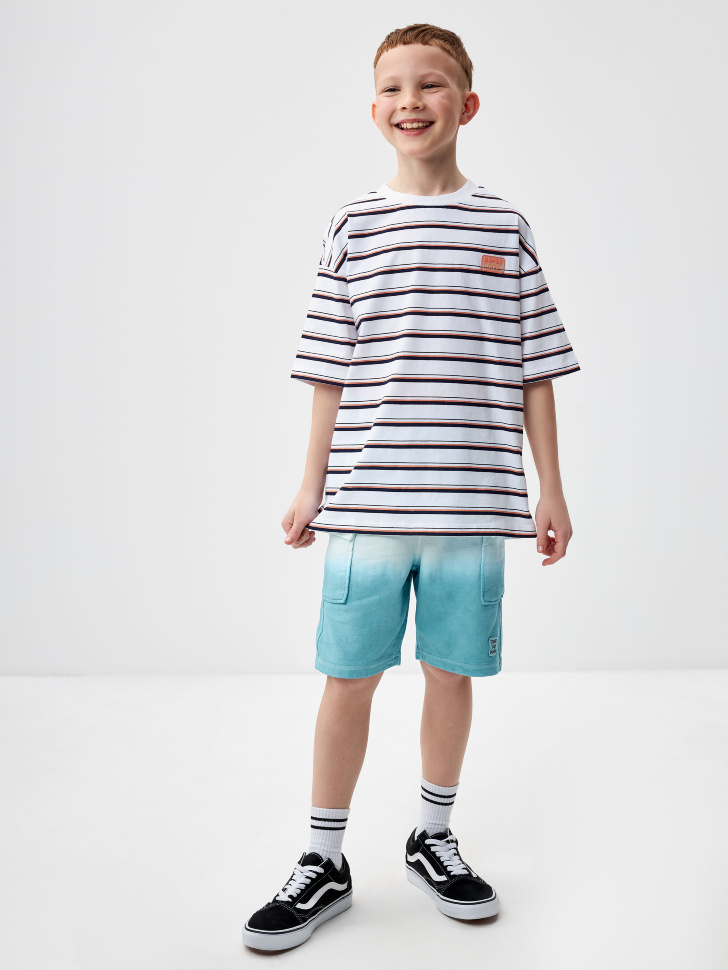 

Шорты с накладными карманами для мальчиков