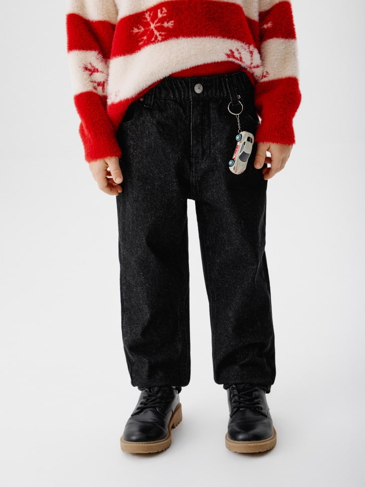 джинсы relaxed fit с брелком машинкой для мальчиков 4680798783161 фотография