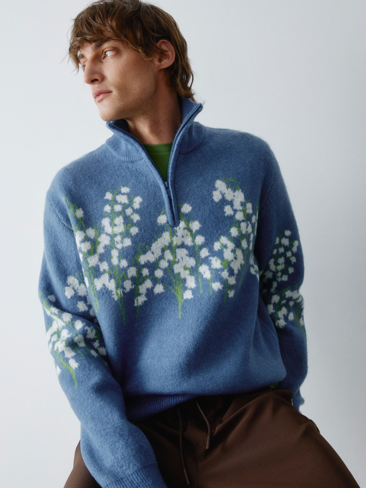 жаккардовый джемпер regular fit с воротом на молнии 4610517346018 по распродаже