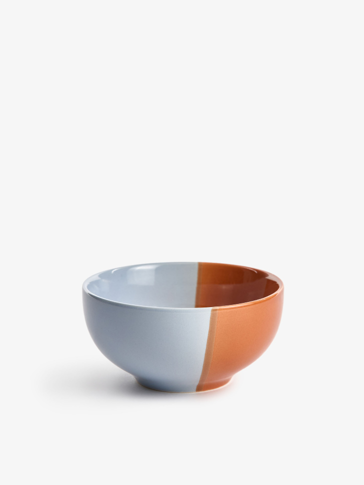 глубокая тарелка из каменной керамики по цене 999 руб вид справа