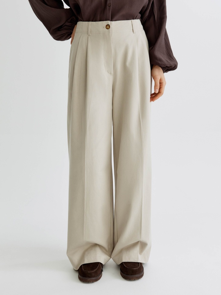 прямые брюки из хлопка с тенселем от бренда sela вид слева