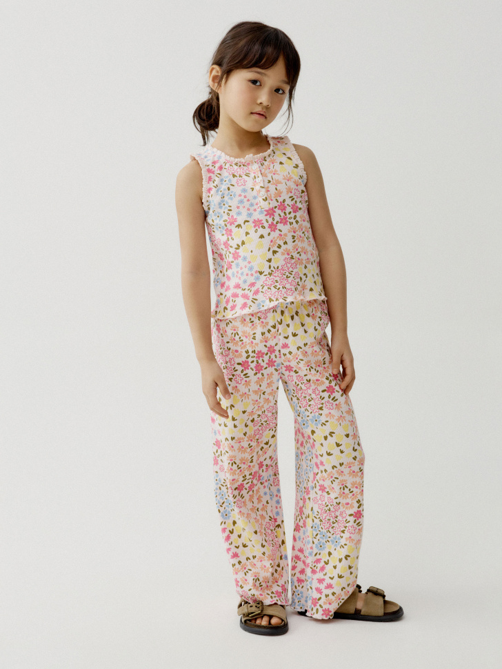 топ с принтом для девочек от бренда sela вид слева