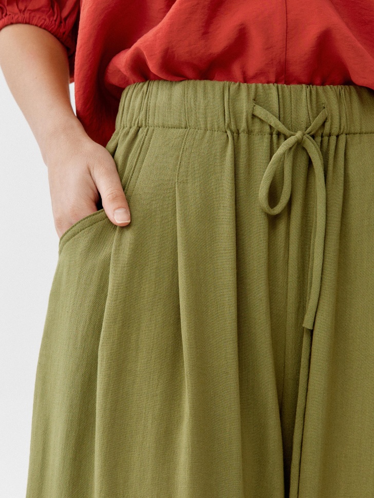 брюки аладдины с содержанием льна от бренда sela вид слева