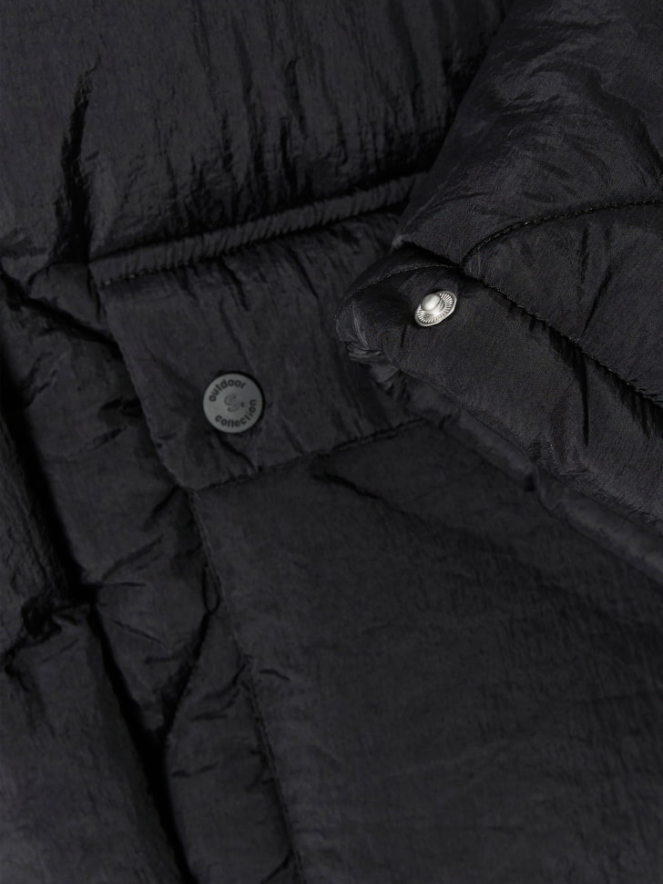 дутая куртка с воротником для девочек из россии вид сбоку