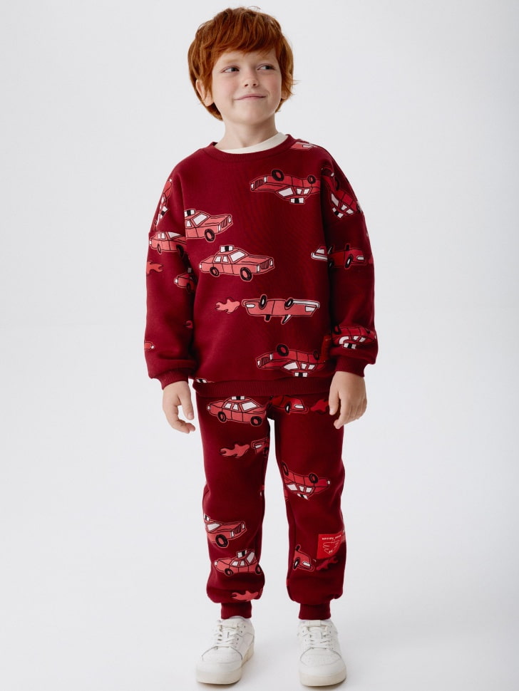 джоггеры с новогодним принтом для мальчиков 4680798751207 фотография