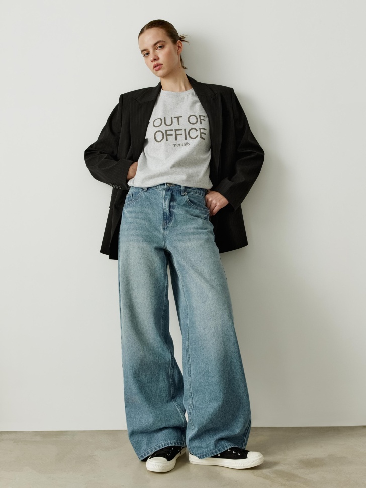 футболка с текстовым принтом 4610517356475 по акции