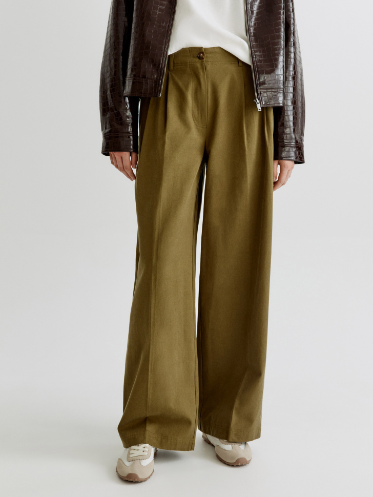 прямые брюки из хлопка с тенселем от бренда sela вид слева