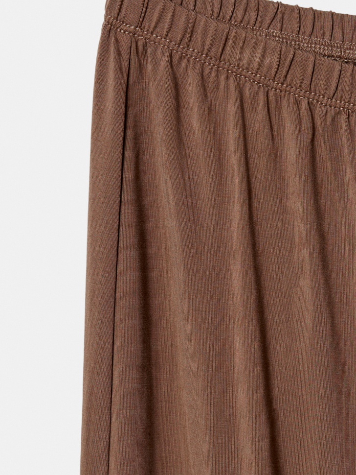 трикотажные брюки-аладдины из вискозы спереди