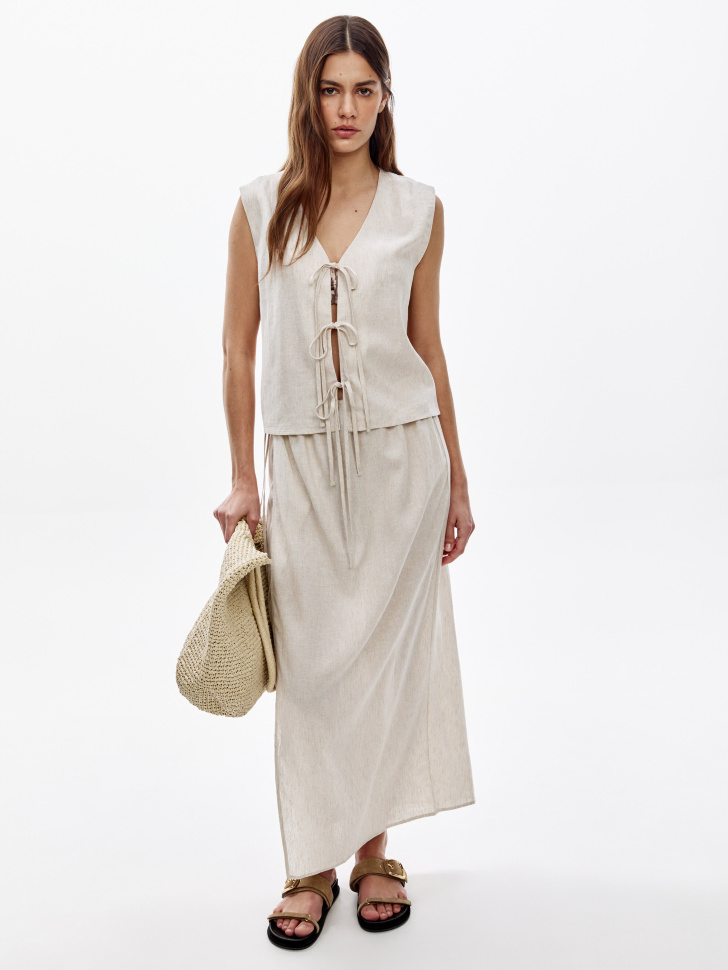 укороченный топ на завязках из смесового льна от бренда sela вид слева