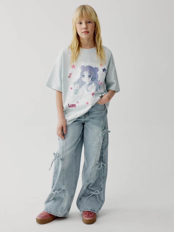 футболка оверсайз с принтом аниме для девочек от бренда sela вид слева