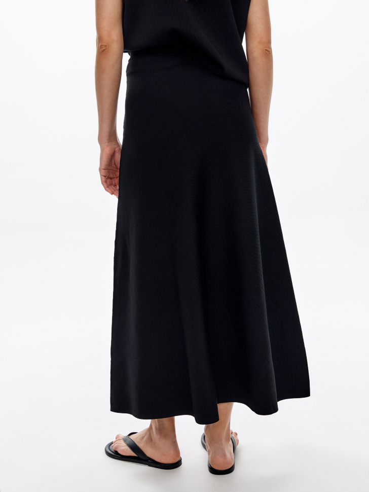 вязаная юбка макси из смесового лиоцелла премиум качества по цене 4999 руб вид справа