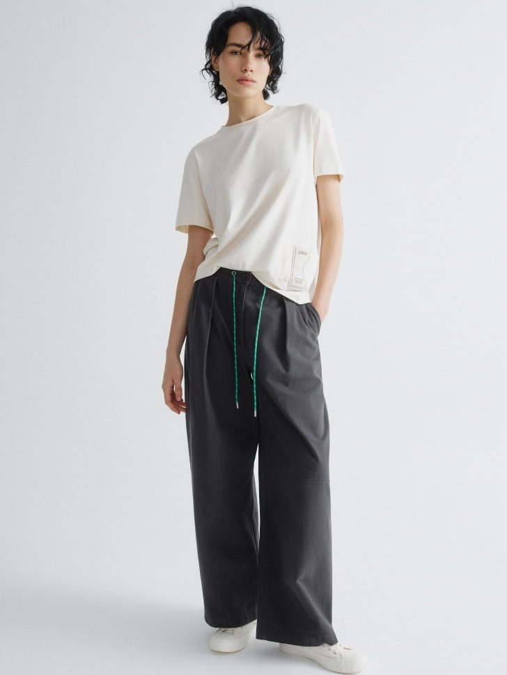 футболка оверсайз с принтом и патчем 4610517001290 по акции