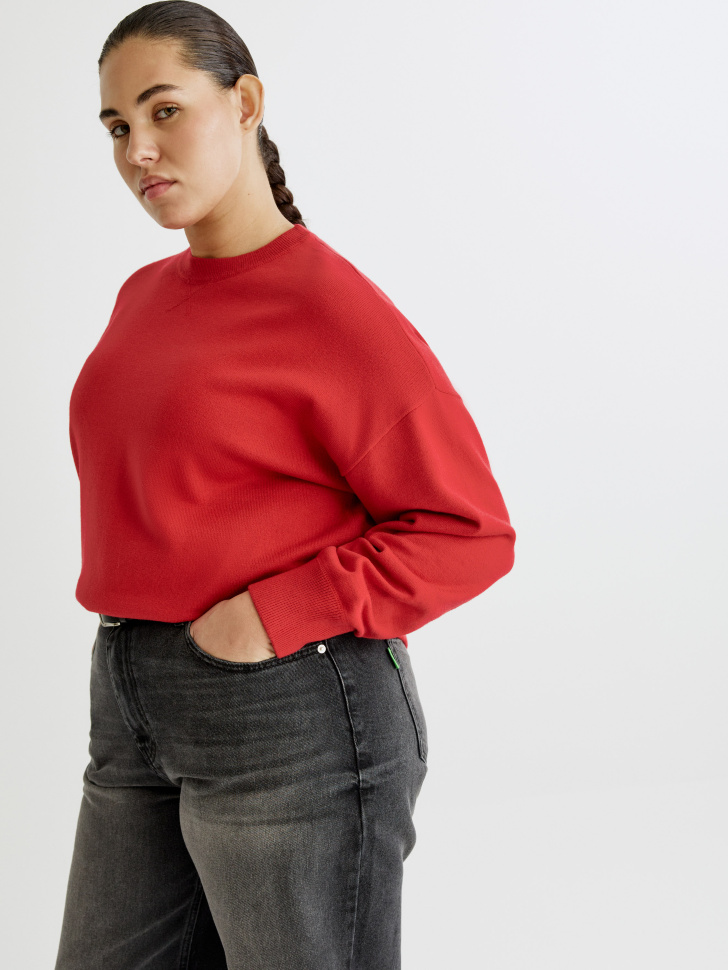 базовый джемпер оверсайз универсального стиля с лицевой стороны