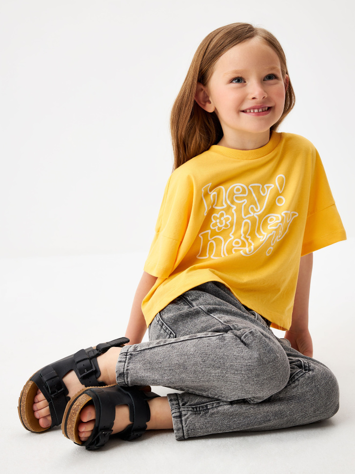 Джинсы Mom fit на резинке  для девочек. Фото №3