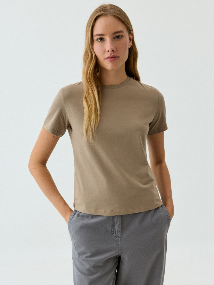 

Футболка EVA SLIM FIT