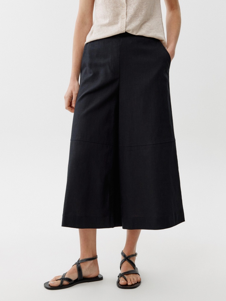 брюки-кюлоты из смесового льна от бренда sela вид слева