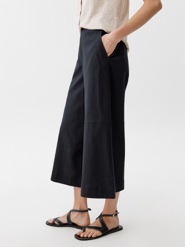 брюки-кюлоты из смесового льна по цене 3999 руб вид справа