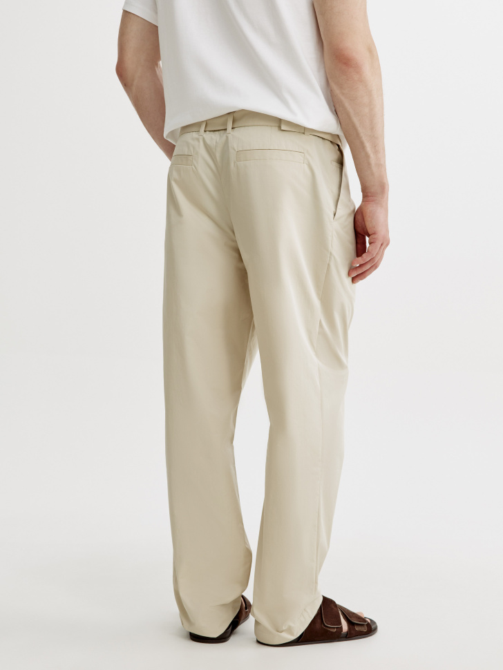 прямые брюки из смесового хлопка с поясом по цене 3999 руб вид справа