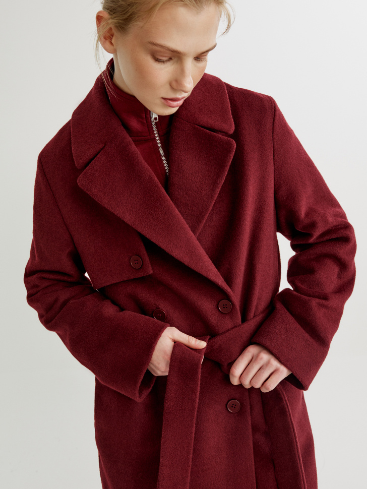 Двубортное пальто из смесовой шерсти 12999₽