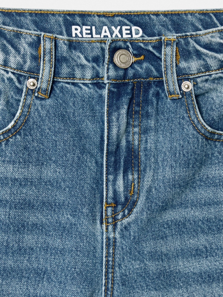 рваные джинсы свободного кроя для мальчиков по цене 2399 руб вид справа