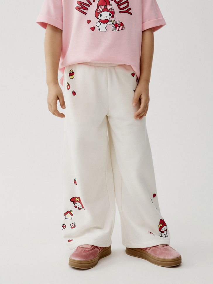 широкие брюки с принтом hello kitty my melody для девочек от бренда sela вид слева