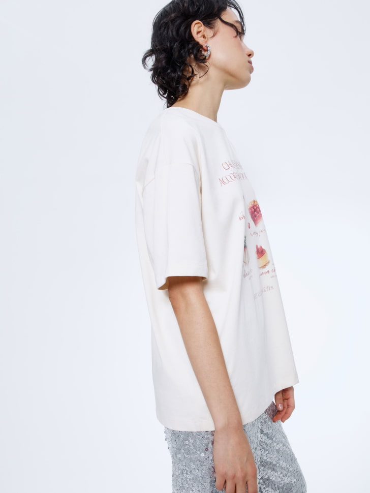 футболка оверсайз с принтом и патчем 4610517173973 по низкой цене