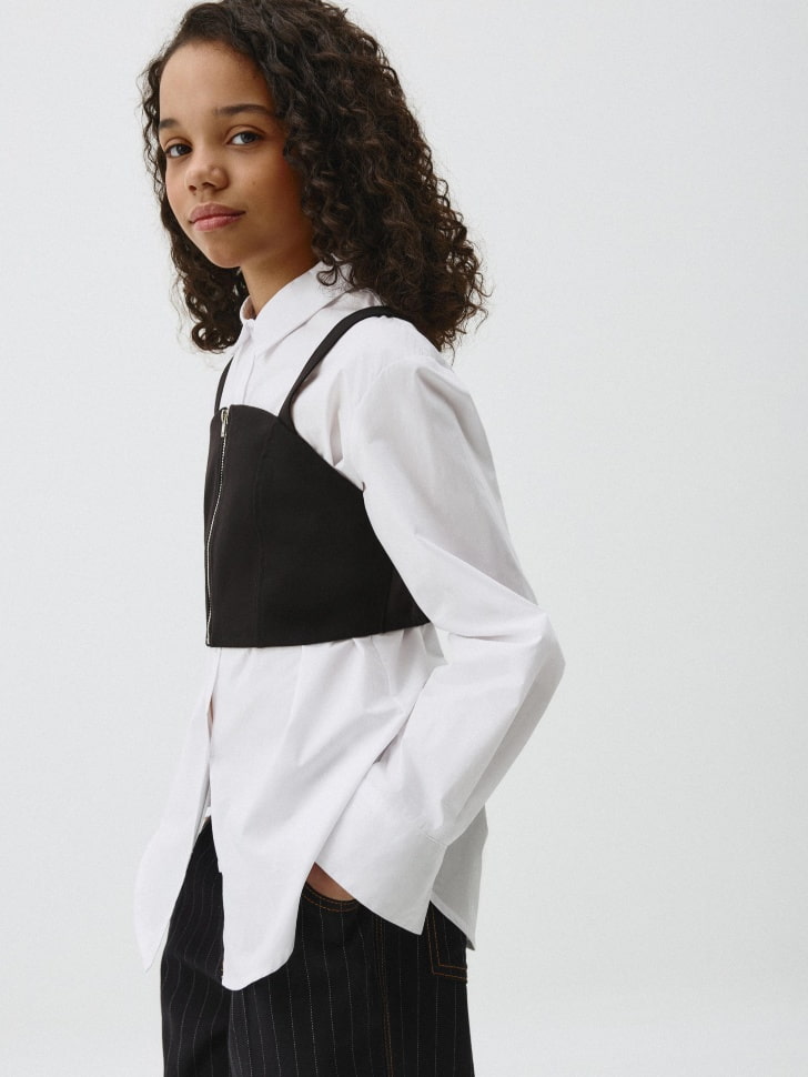 укороченный жилет на молнии для девочек по цене 999 руб вид справа