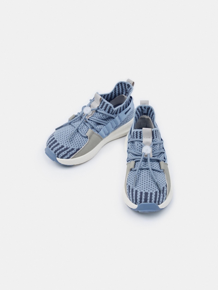 текстильные кроссовки для мальчиков по цене 3799 руб вид справа