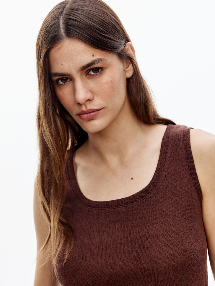 Товар с артикулом 4640611058012 вид сзади