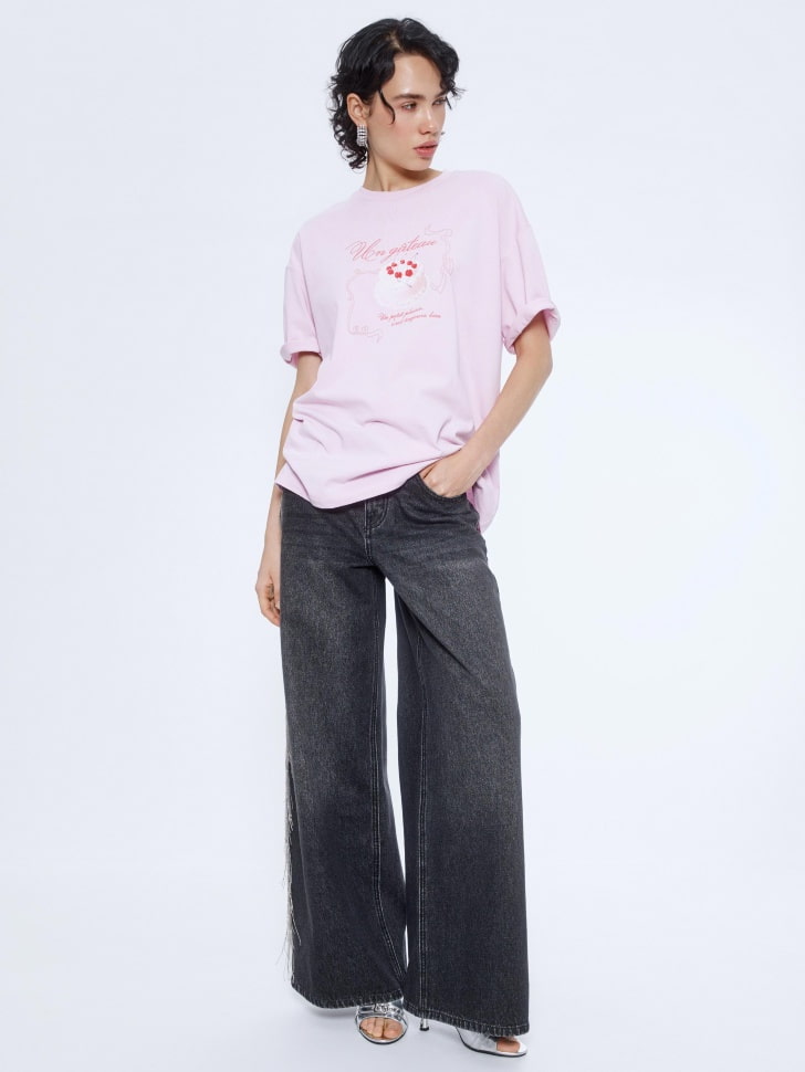 футболка оверсайз с принтом и патчем 4610517174017 по акции