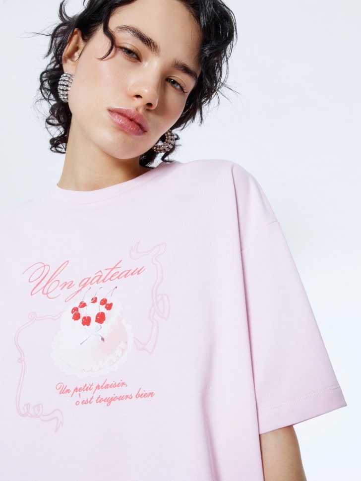 футболка оверсайз с принтом и патчем 4610517174017 купить с доставкой