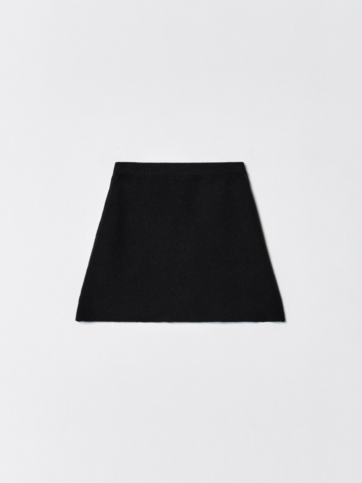 короткая вязаная юбка для девочек по цене 1799 руб вид справа