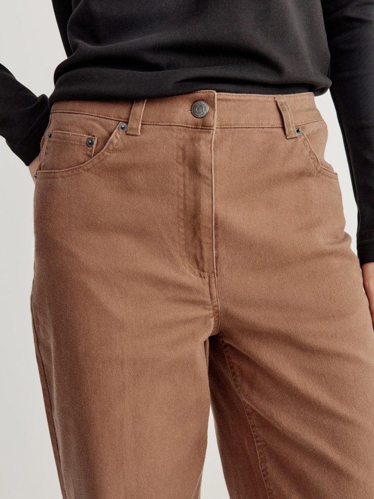 прямые брюки из мягкого хлопка с тенселем из россии вид сбоку