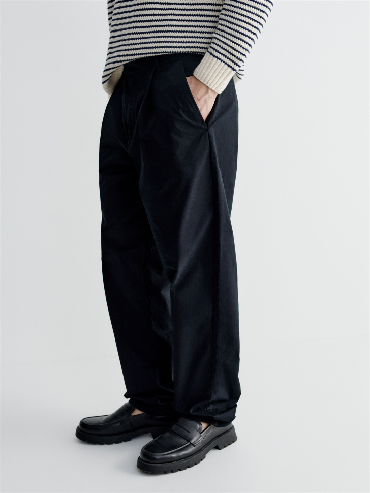 брюки прямого кроя из хлопка по цене 2799 руб вид справа