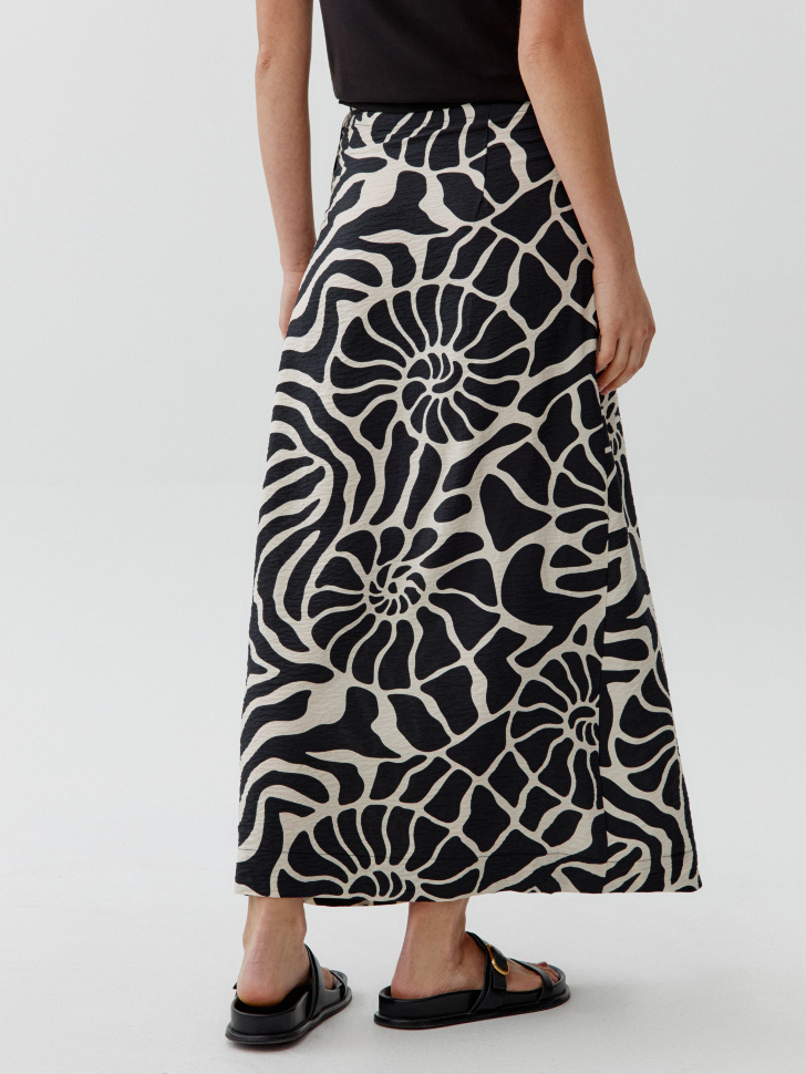 юбка миди на запах из смесовой вискозы по цене 2999 руб вид справа