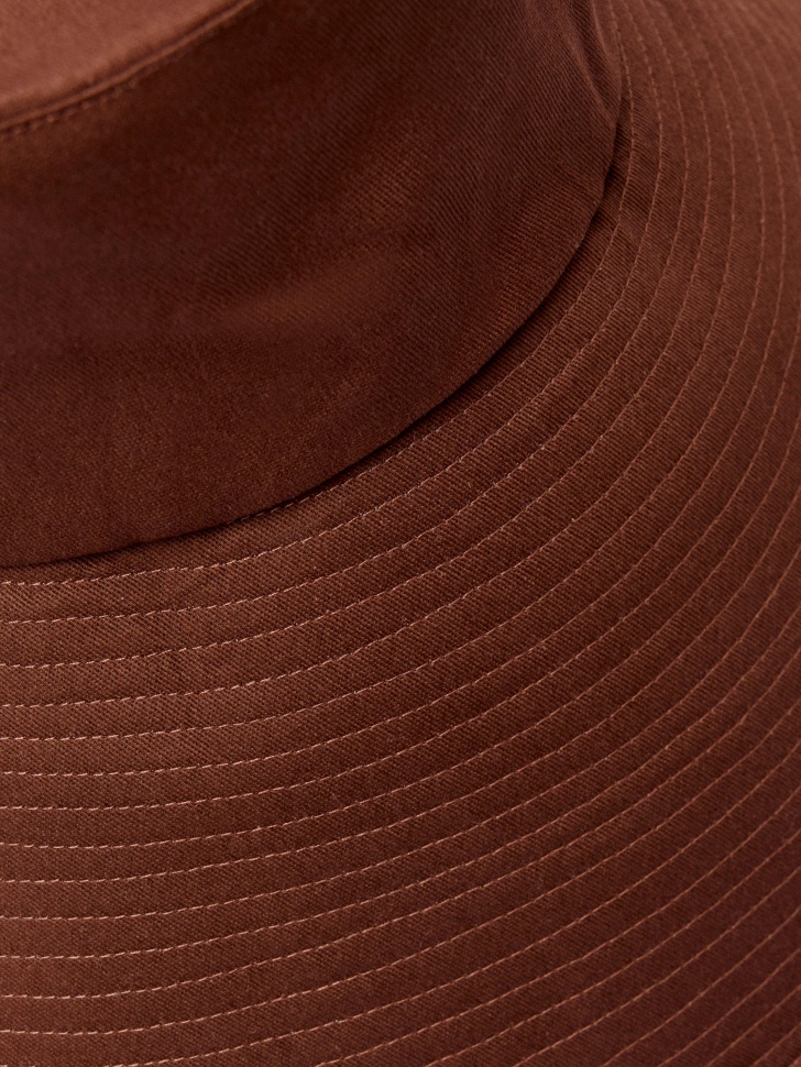 панама с широкими полями из твила от бренда sela вид слева