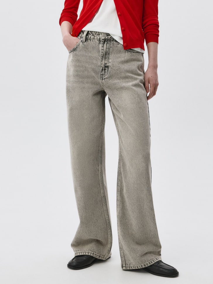 

Джинсы WIDE LEG с тинтом