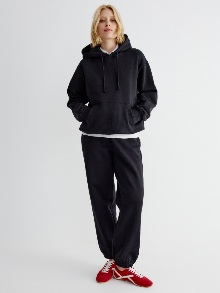 худи оверсайз с капюшоном от бренда sela вид слева