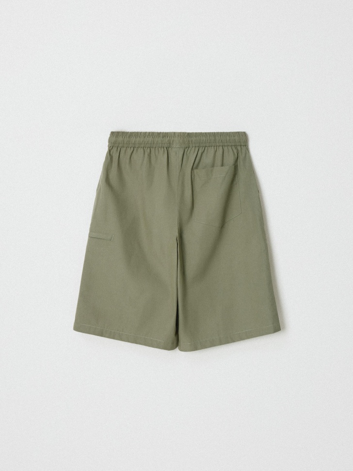 хлопковые шорты с карманами для мальчиков от бренда sela вид слева