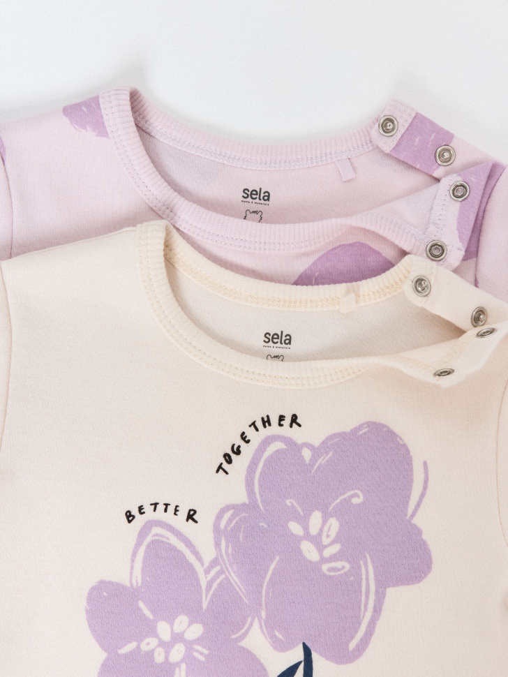 набор из 2 футболок для малышей от бренда sela вид слева