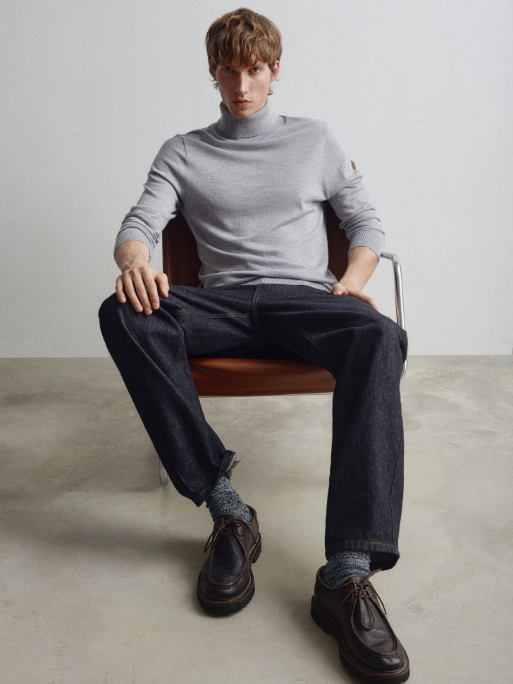 водолазка из мериносовой шерсти премиум качества от бренда sela вид слева