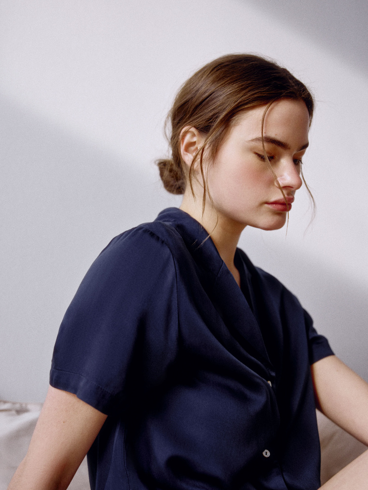 пижама из струящейся вискозы 4680798352428 по акции