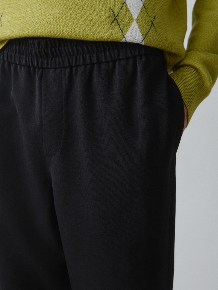 брюки slim fit со средней посадкой из россии вид сбоку