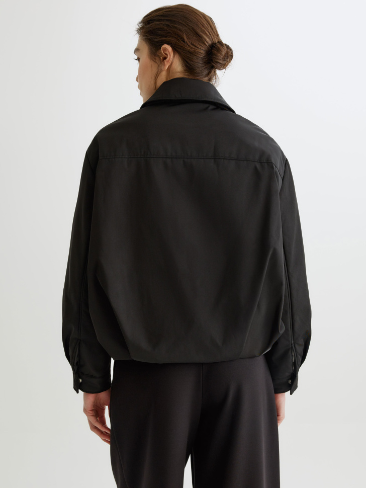 короткая куртка с воротником из россии вид сбоку