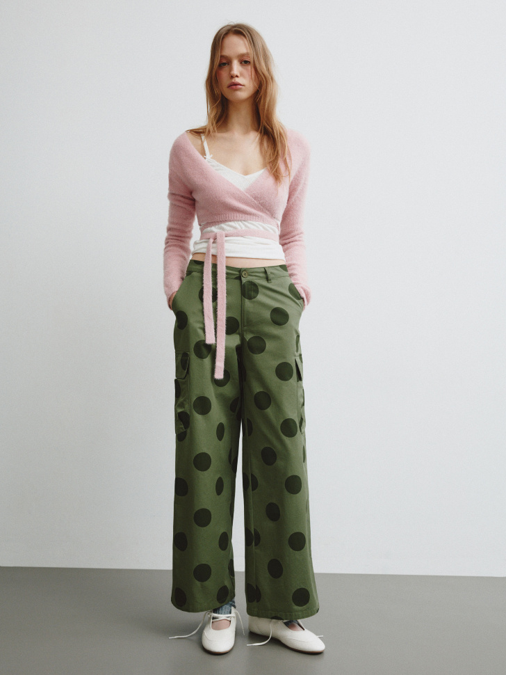 пушистый кардиган на запах из линейки  young от бренда sela вид слева